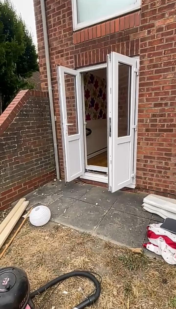 2 Bedroom Ground Floor Flat with Garden 